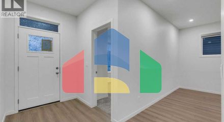 Residential - Single Family Home - Calgary, Canada - Canada