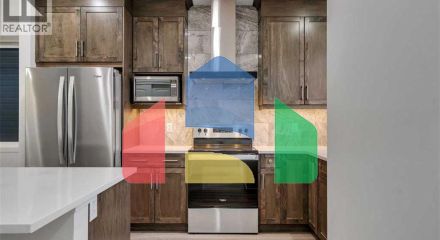 Residential - Single Family Home - Calgary, Canada - Canada