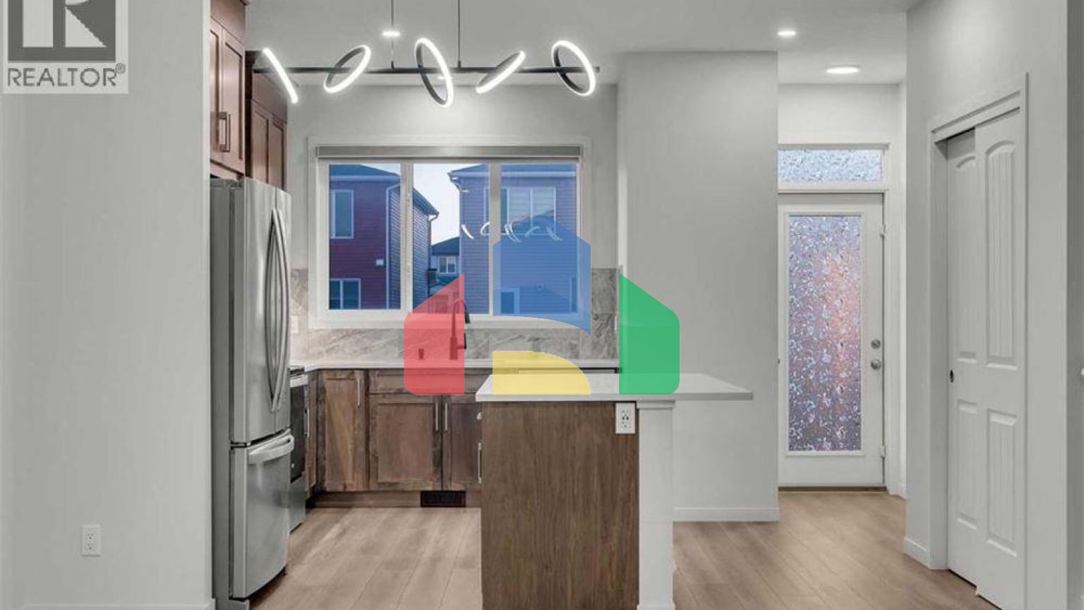 Residential - Single Family Home - Calgary, Canada - Canada