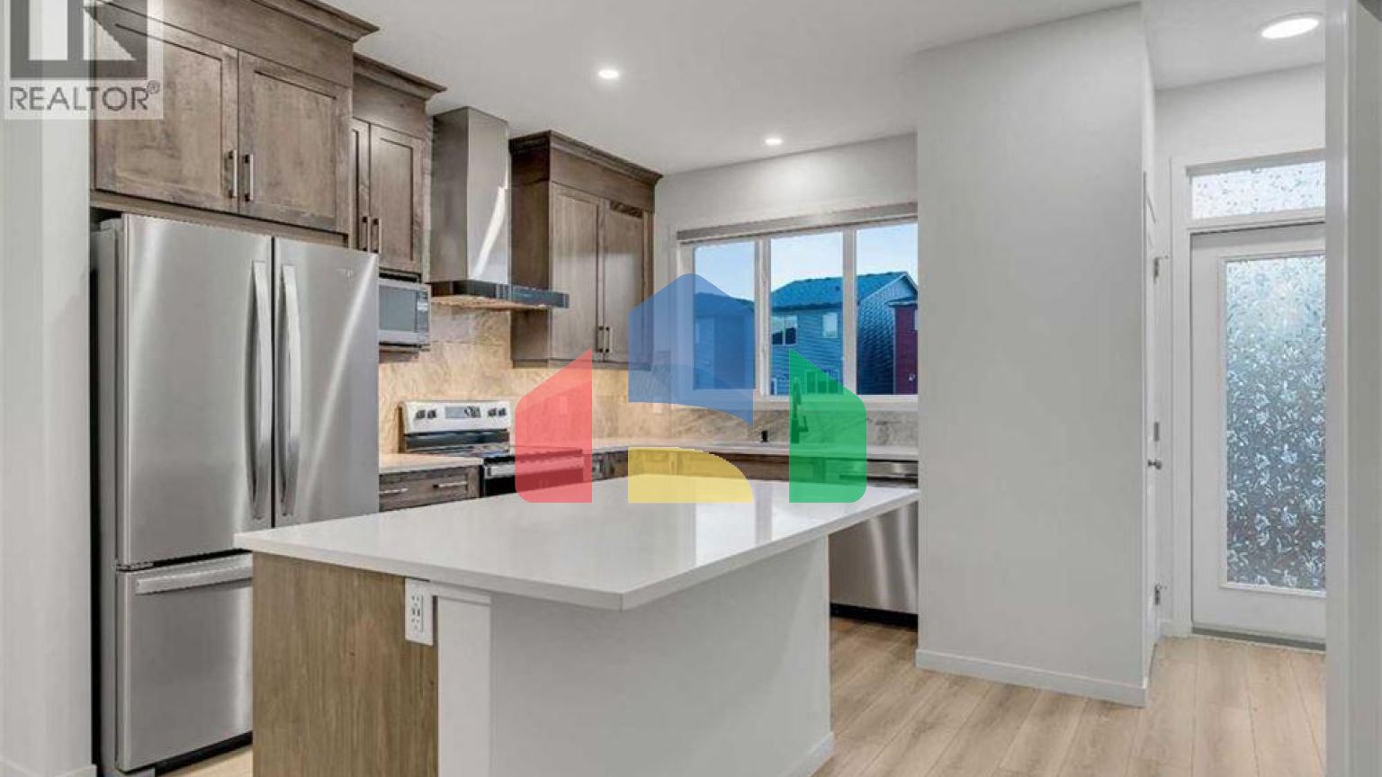 Residential - Single Family Home - Calgary, Canada - Canada