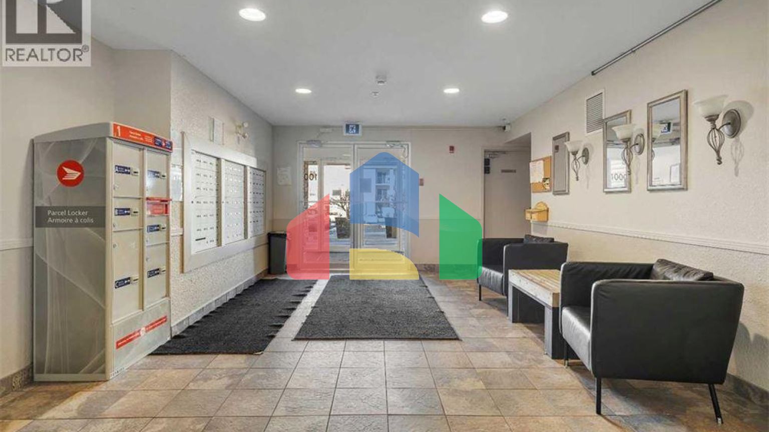 Residential - Single Family Home - Calgary, Canada - Canada