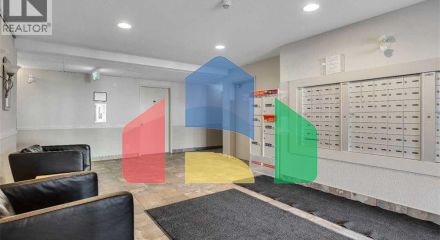 Residential - Single Family Home - Calgary, Canada - Canada