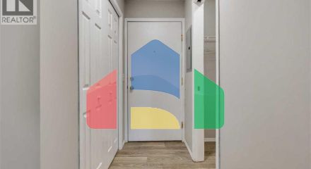 Residential - Single Family Home - Calgary, Canada - Canada