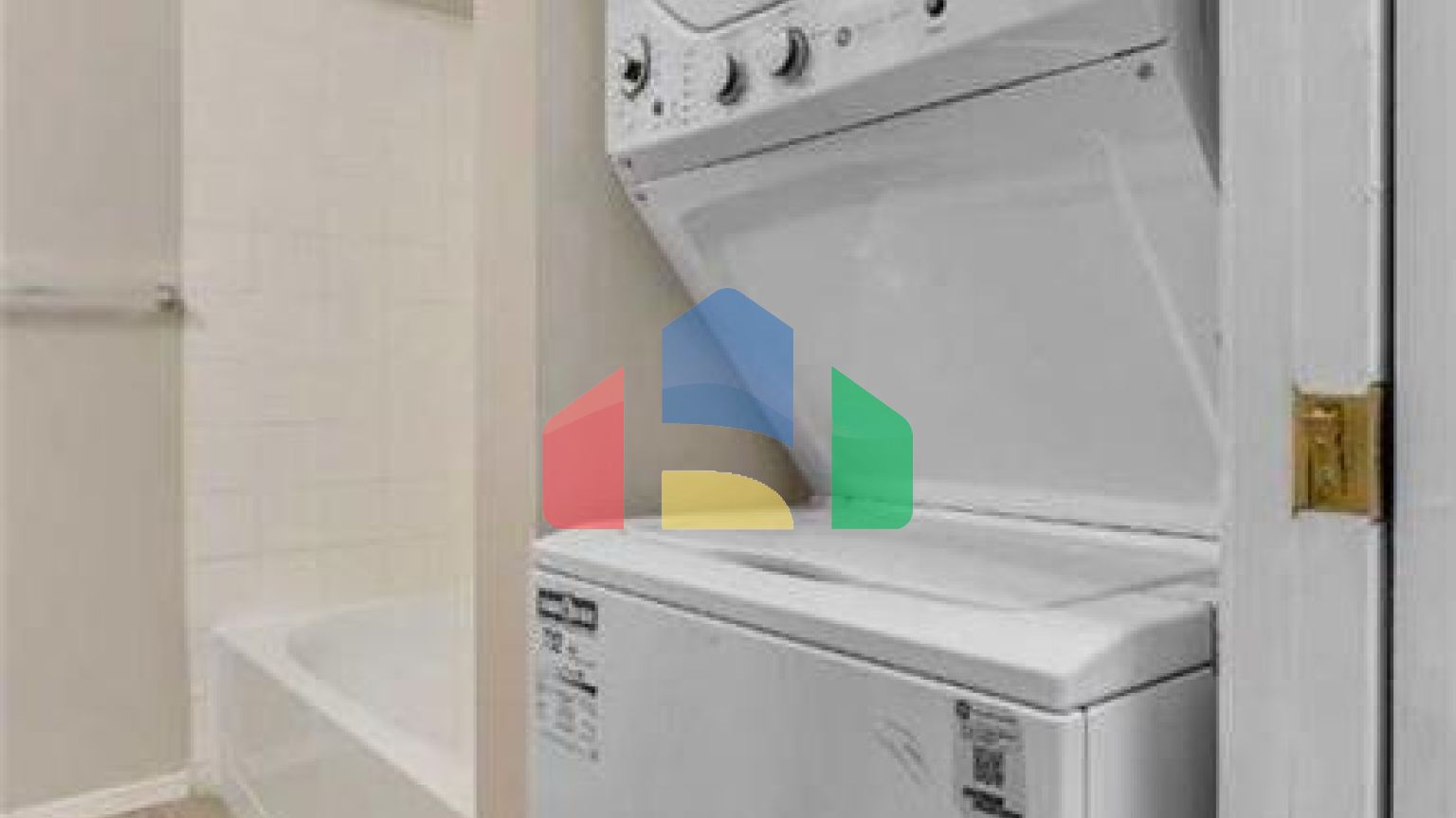 Residential - Single Family Home - Calgary, Canada - Canada