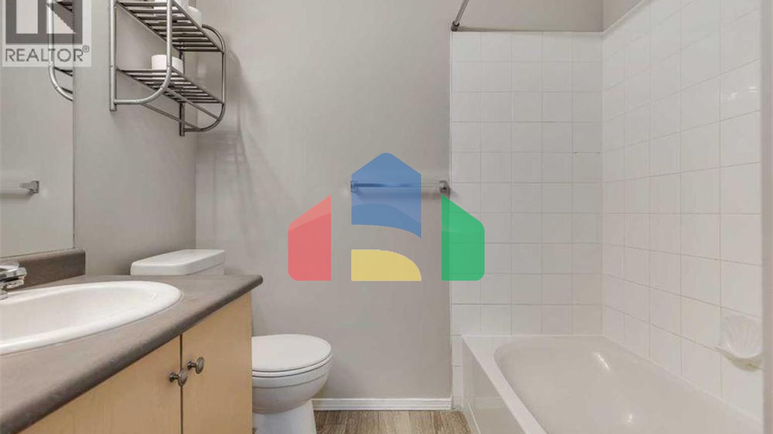 Residential - Single Family Home - Calgary, Canada - Canada