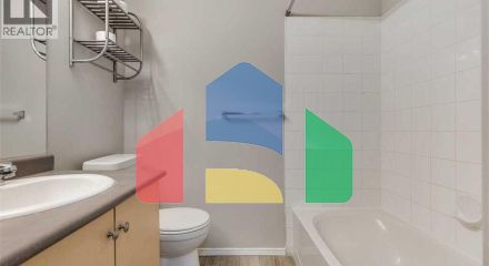 Residential - Single Family Home - Calgary, Canada - Canada