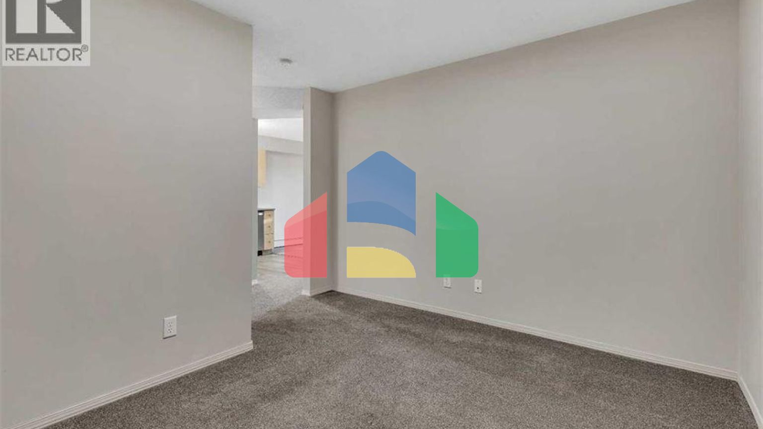 Residential - Single Family Home - Calgary, Canada - Canada