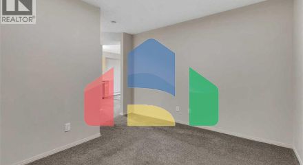 Residential - Single Family Home - Calgary, Canada - Canada