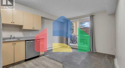 Residential - Single Family Home - Calgary, Canada - Canada