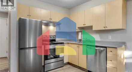 Residential - Single Family Home - Calgary, Canada - Canada