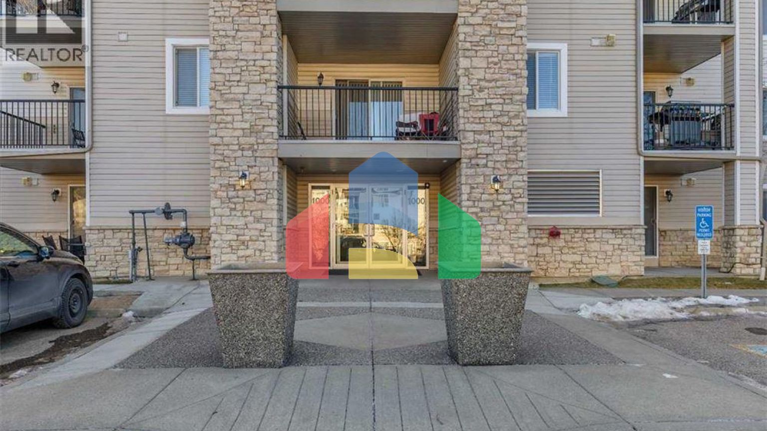 Residential - Single Family Home - Calgary, Canada - Canada