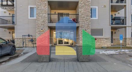 Residential - Single Family Home - Calgary, Canada - Canada