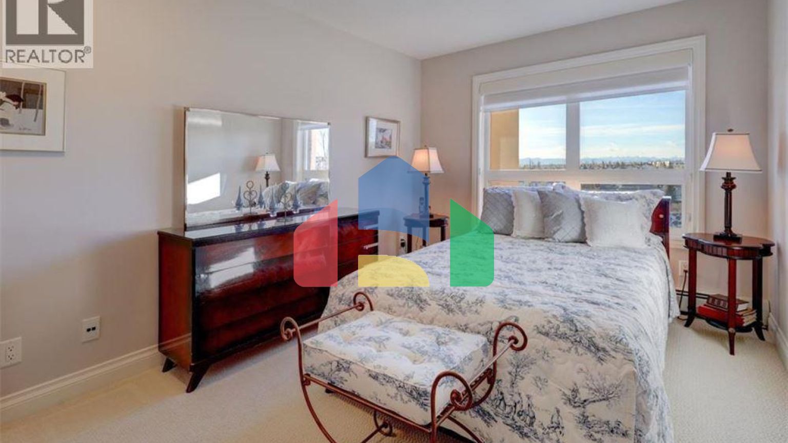 Residential - Condo/Apartment - Calgary, Canada - Canada