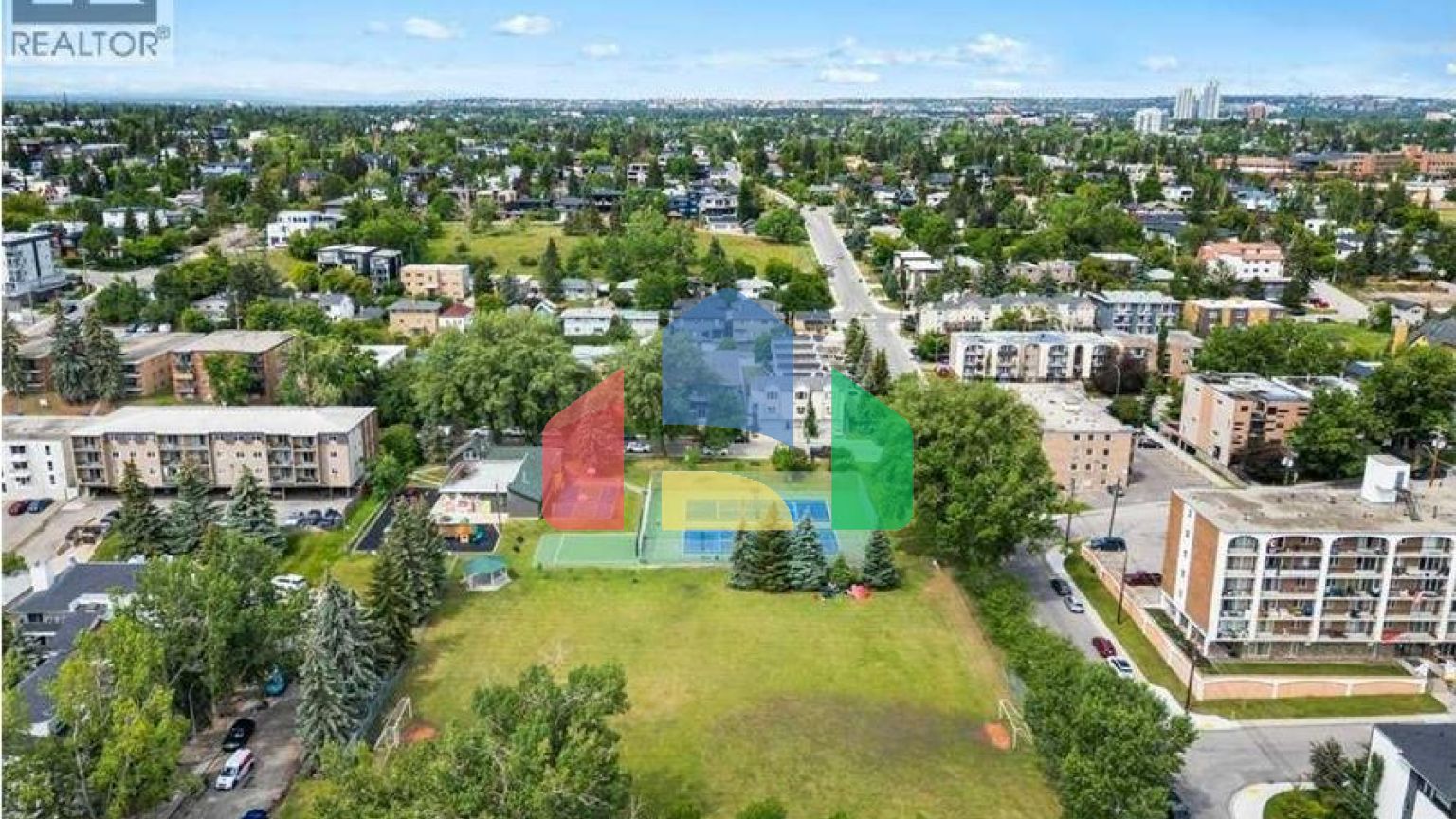 Residential - Townhouse - Calgary, Canada - Canada