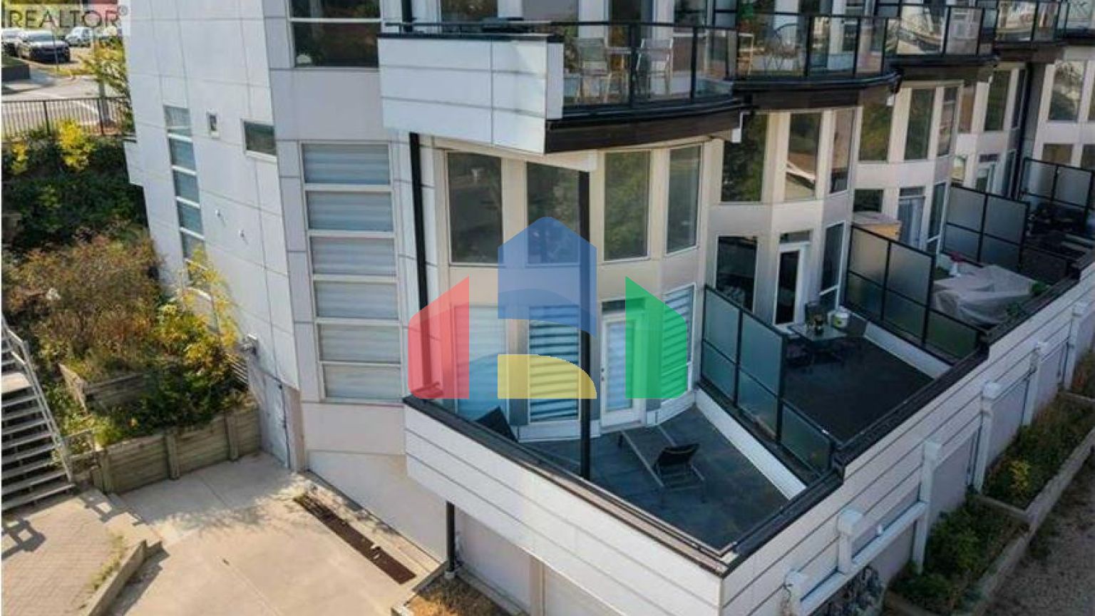 Residential - Townhouse - Calgary, Canada - Canada