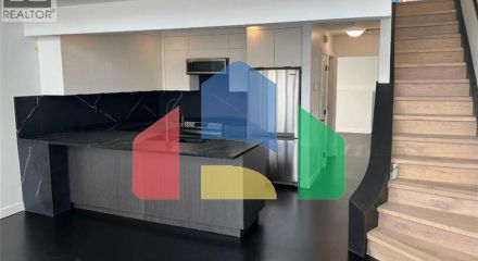 Residential - Townhouse - Calgary, Canada - Canada