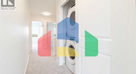 Residential - Single Family Home - Calgary, Canada - Canada