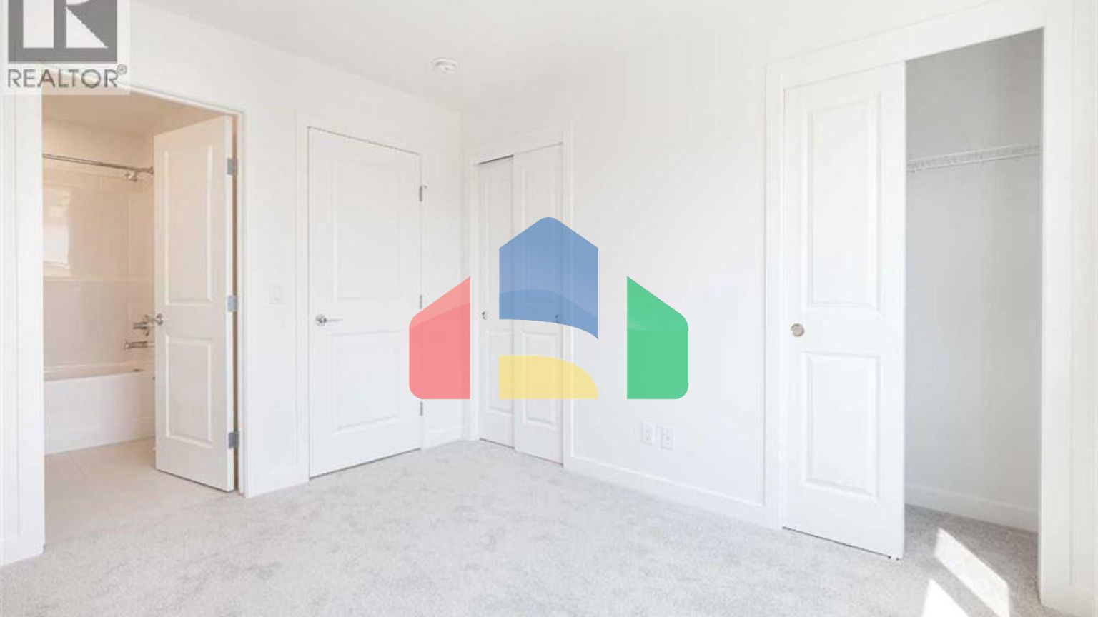 Residential - Single Family Home - Calgary, Canada - Canada