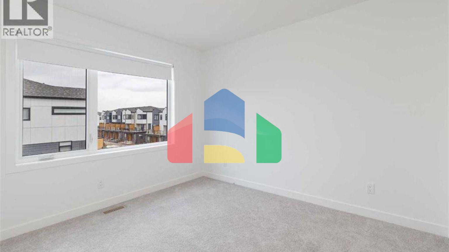 Residential - Single Family Home - Calgary, Canada - Canada