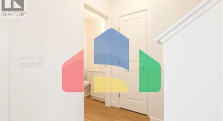 Residential - Single Family Home - Calgary, Canada - Canada