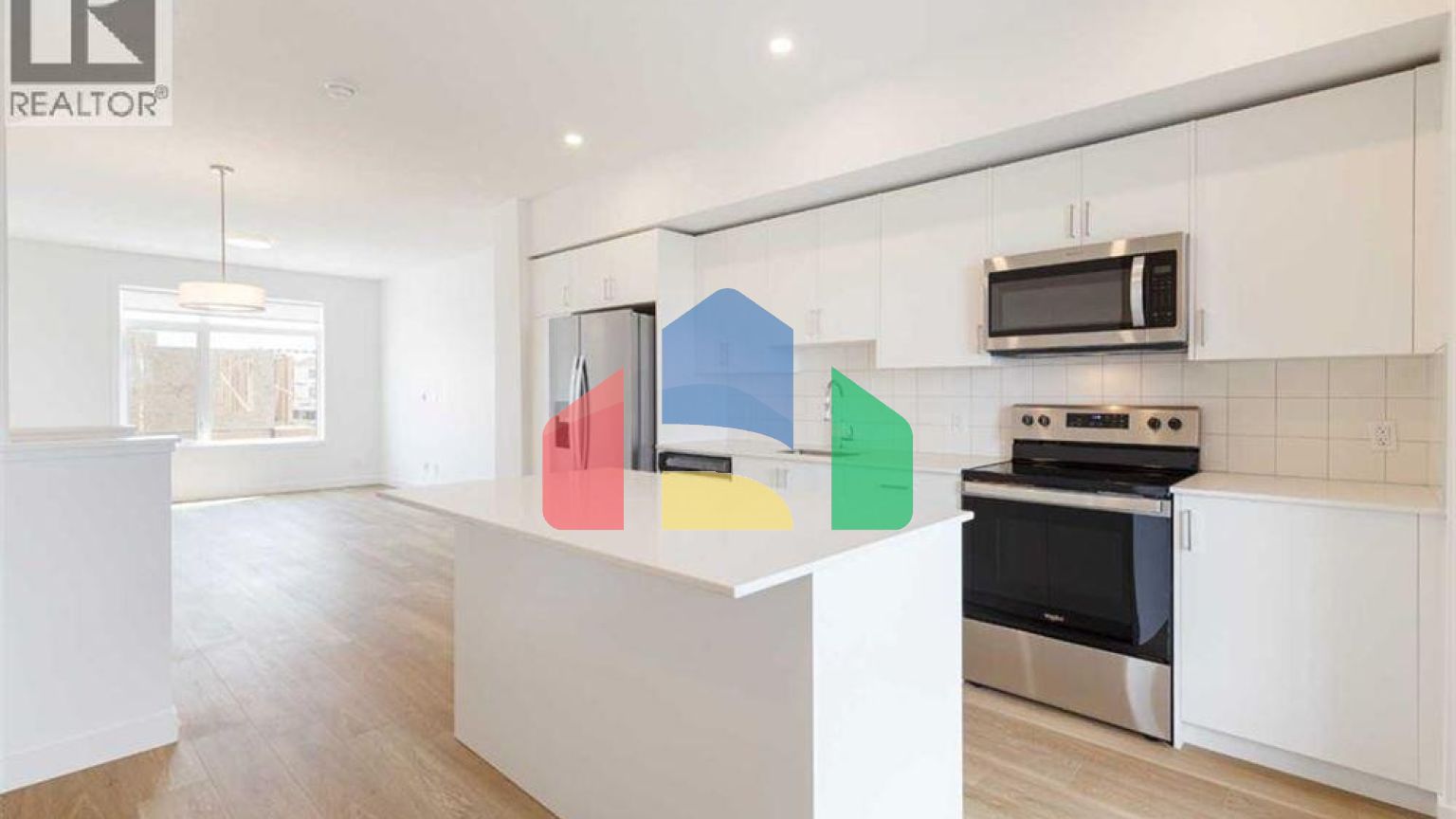 Residential - Single Family Home - Calgary, Canada - Canada