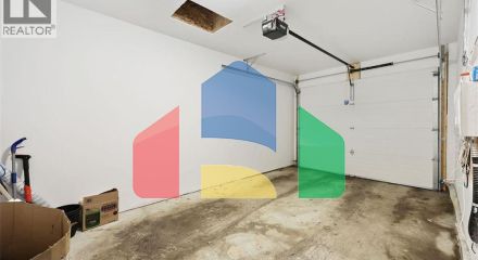 Residential - Single Family Home - Calgary, Canada - Canada