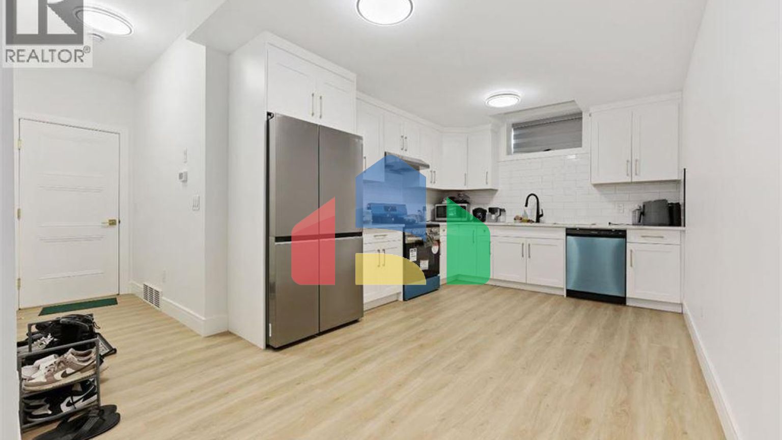 Residential - Single Family Home - Calgary, Canada - Canada