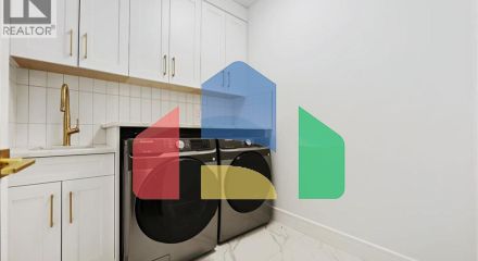 Residential - Single Family Home - Calgary, Canada - Canada