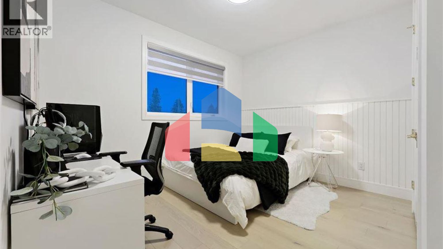 Residential - Single Family Home - Calgary, Canada - Canada