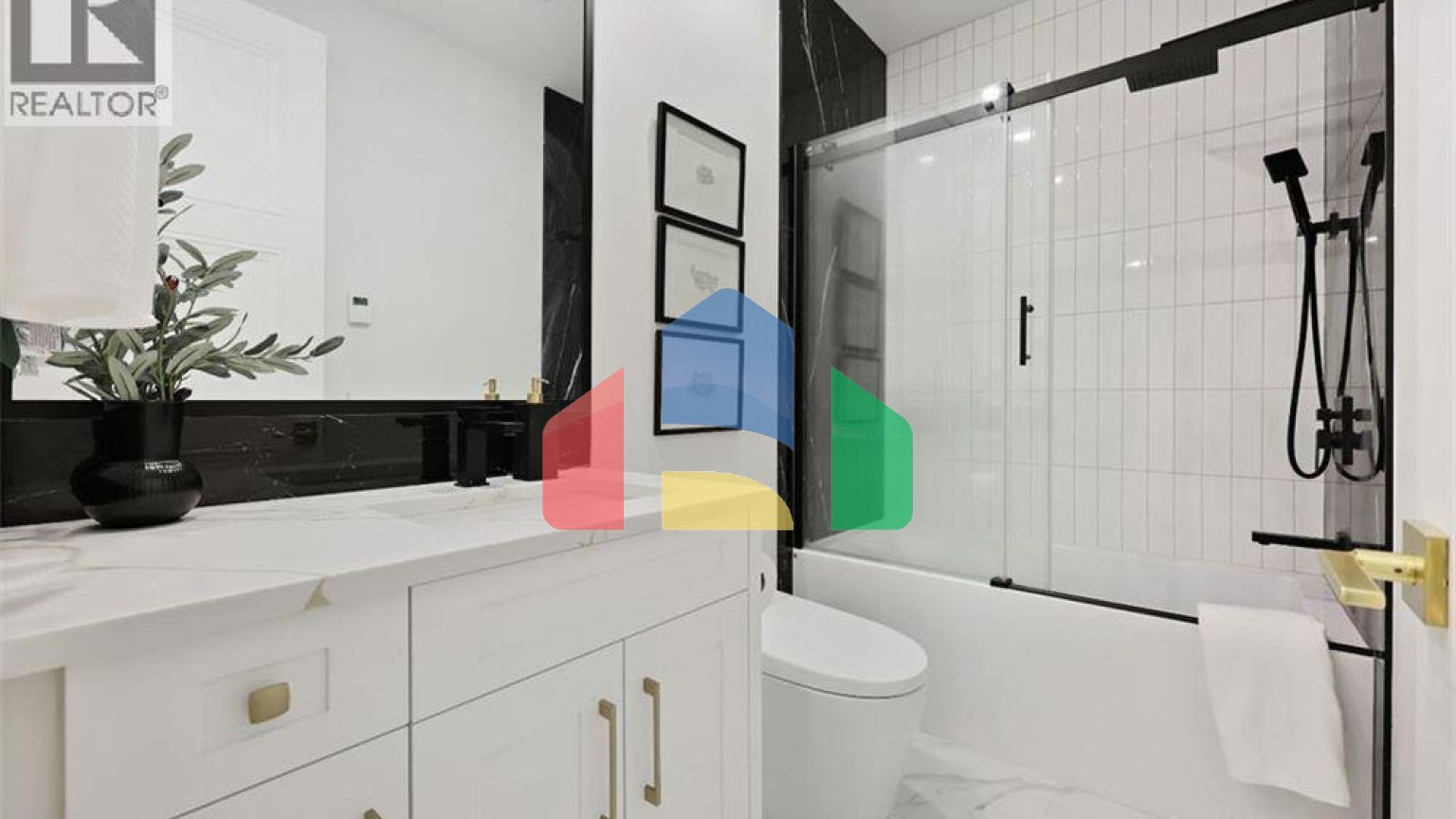 Residential - Single Family Home - Calgary, Canada - Canada