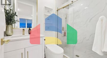 Residential - Single Family Home - Calgary, Canada - Canada