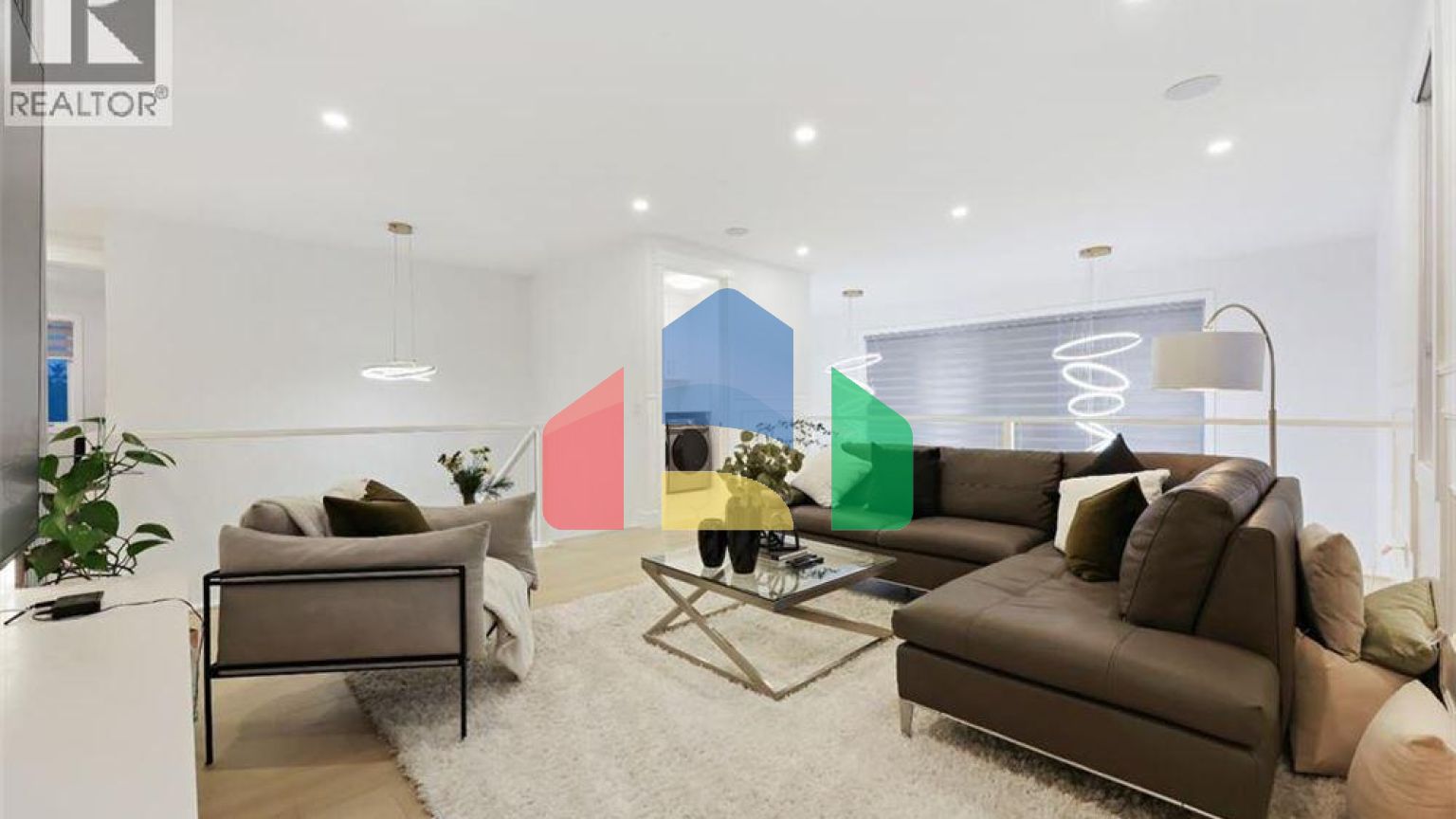 Residential - Single Family Home - Calgary, Canada - Canada