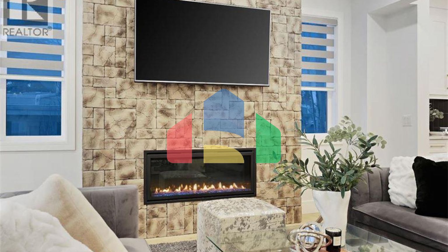 Residential - Single Family Home - Calgary, Canada - Canada