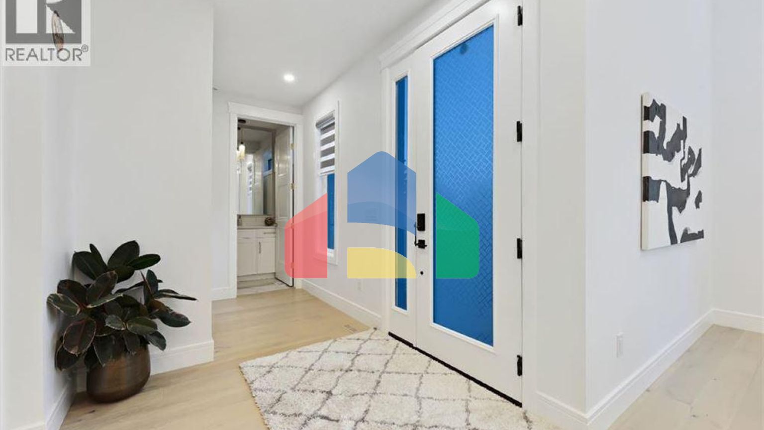 Residential - Single Family Home - Calgary, Canada - Canada