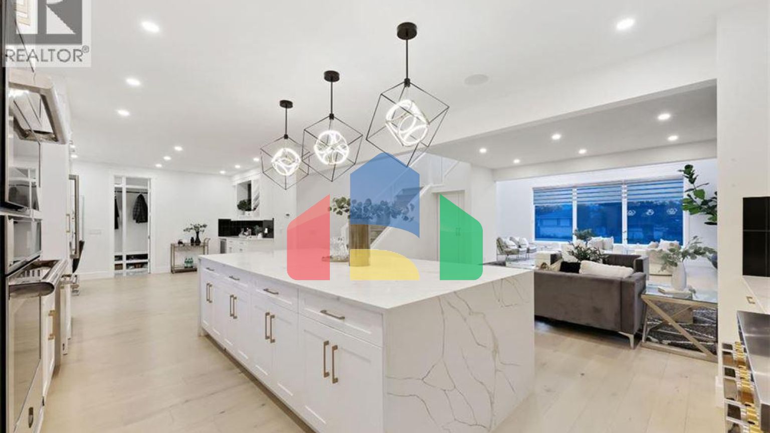 Residential - Single Family Home - Calgary, Canada - Canada