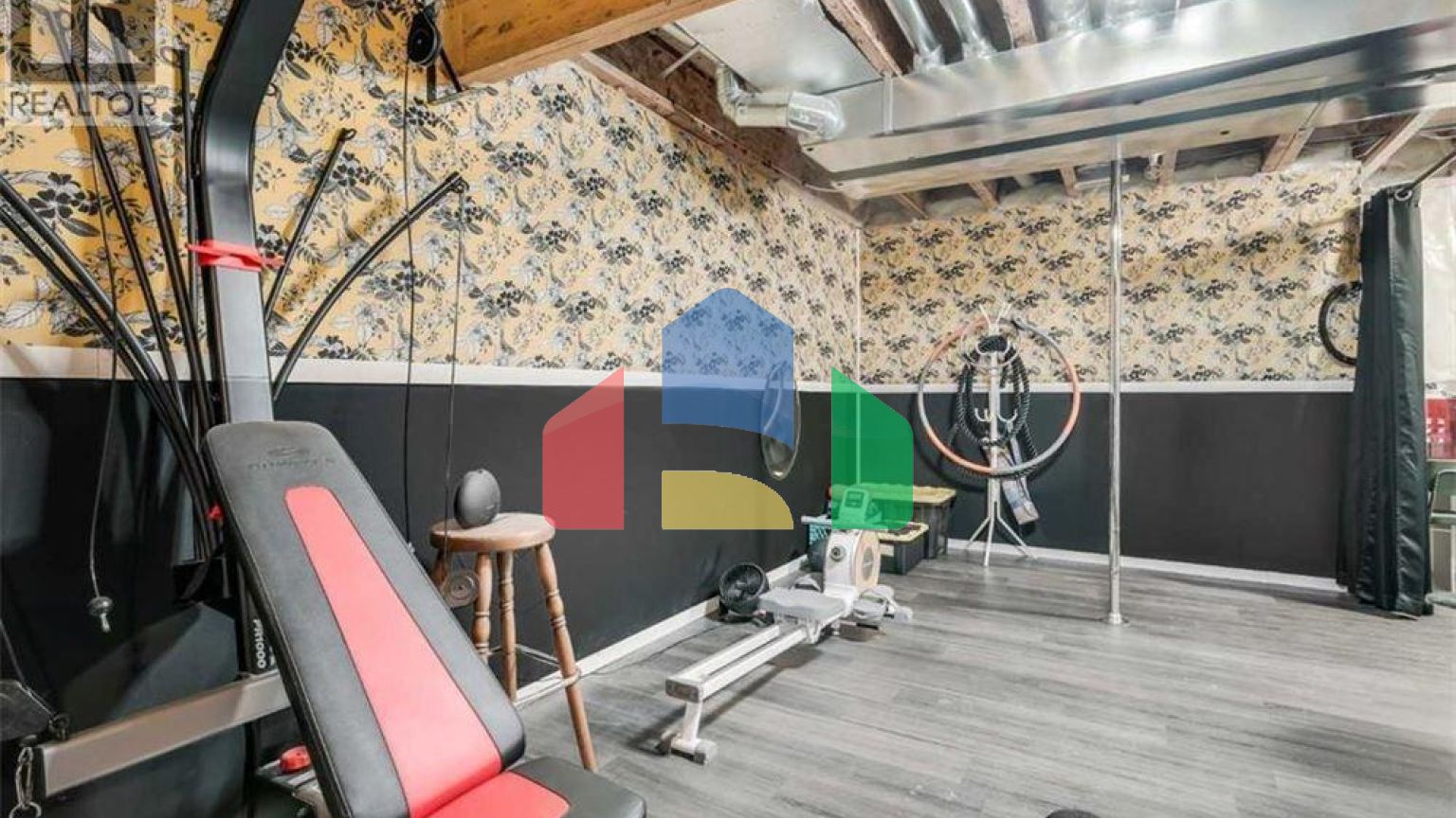 Residential - Single Family Home - Calgary, Canada - Canada