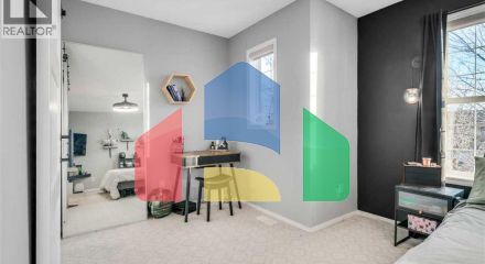 Residential - Single Family Home - Calgary, Canada - Canada