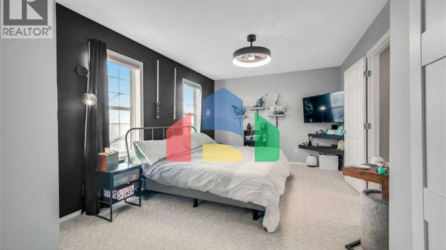 Residential - Single Family Home - Calgary, Canada - Canada