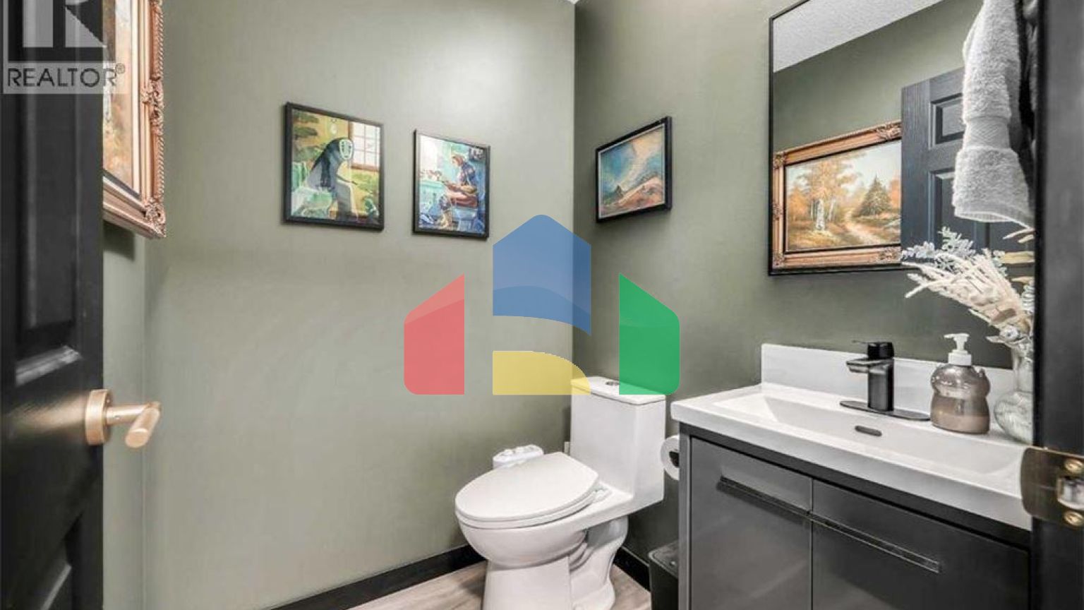 Residential - Single Family Home - Calgary, Canada - Canada