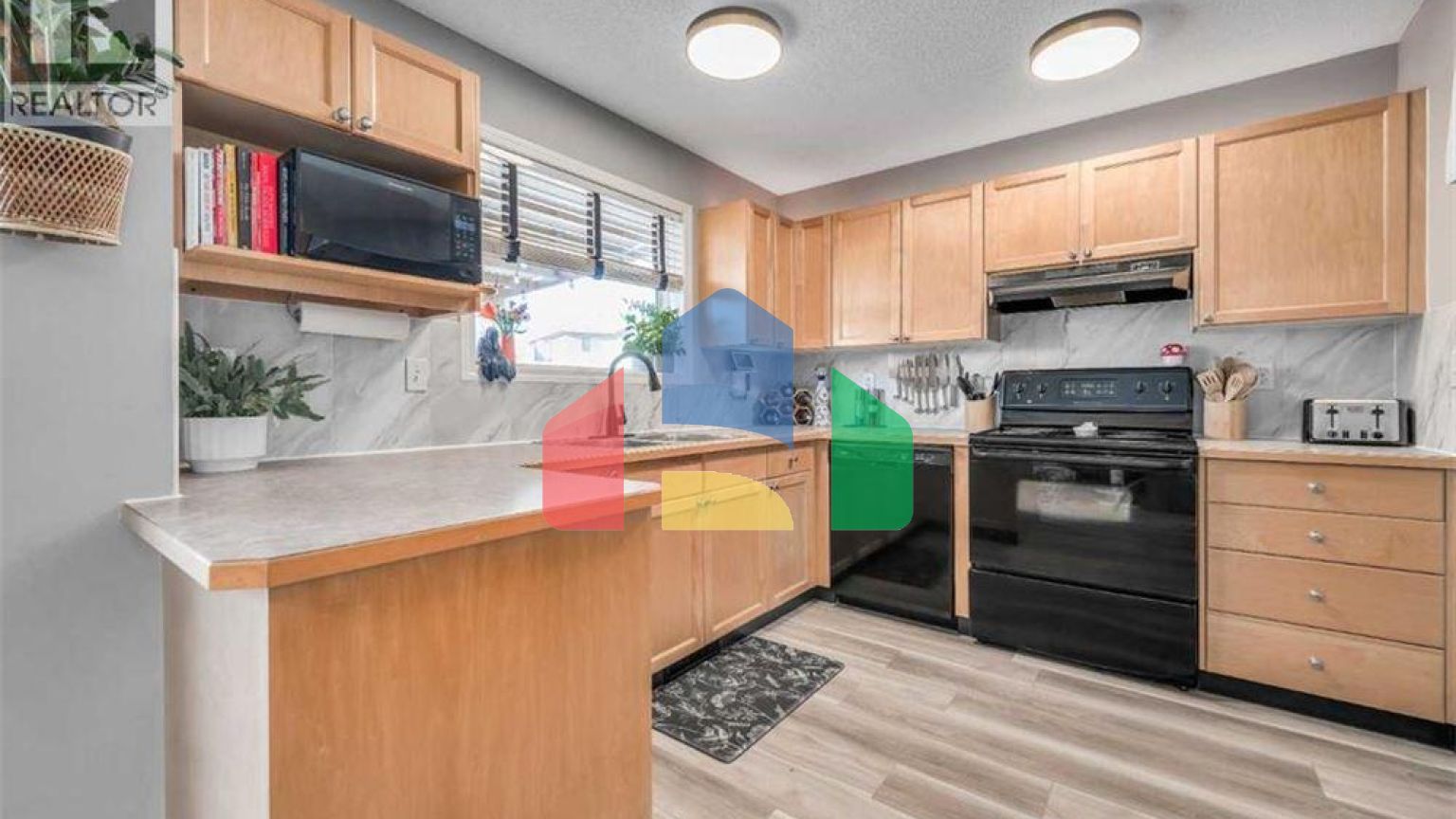 Residential - Single Family Home - Calgary, Canada - Canada