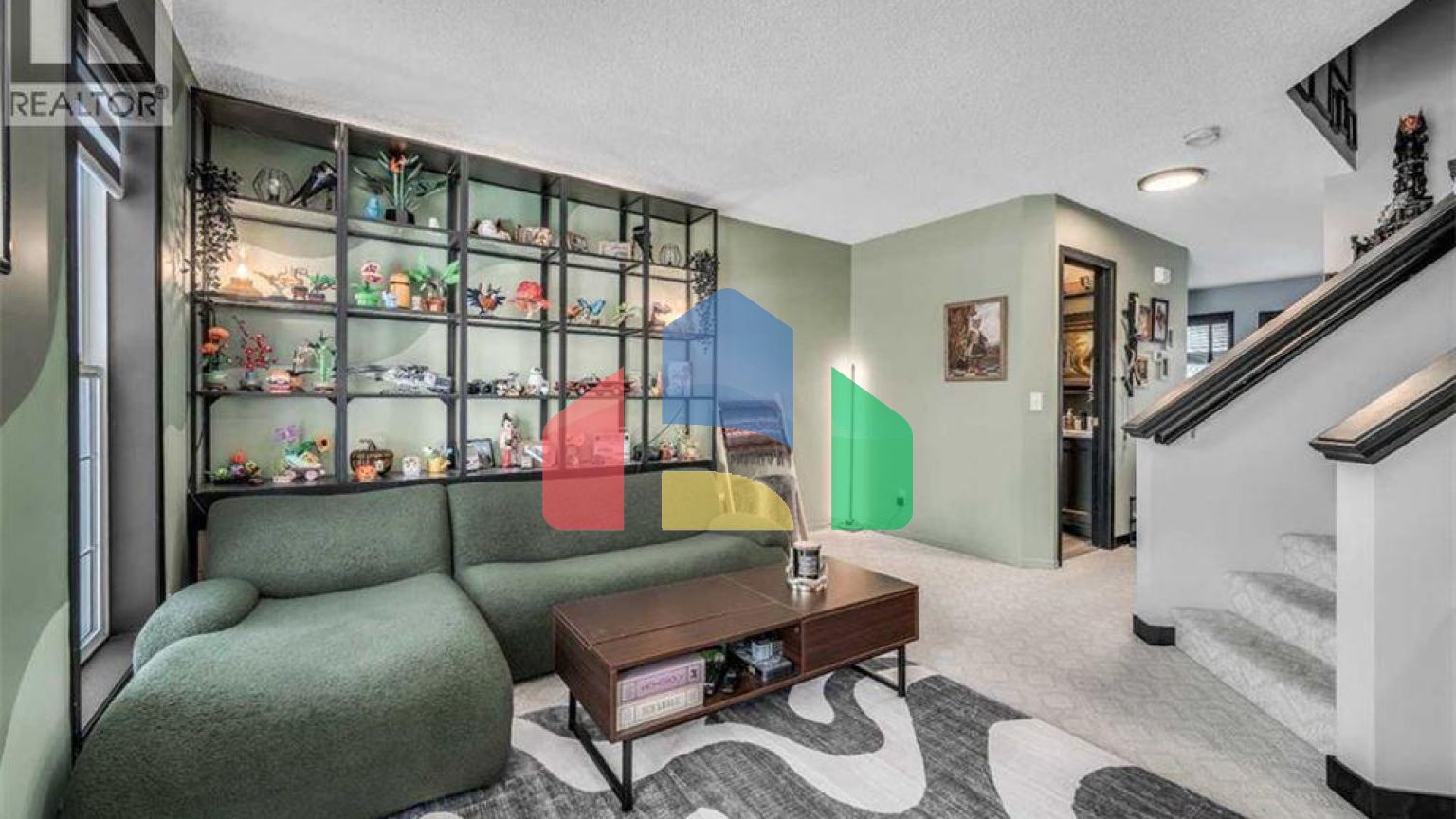 Residential - Single Family Home - Calgary, Canada - Canada