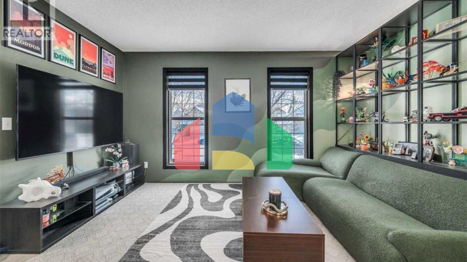 Residential - Single Family Home - Calgary, Canada - Canada