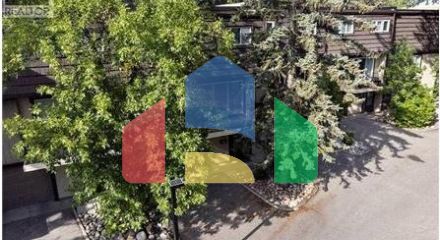 Residential - Townhouse - Calgary, Canada - Canada