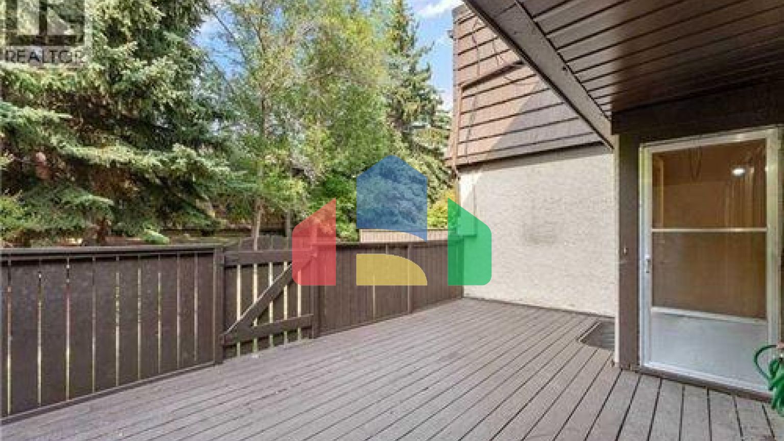 Residential - Townhouse - Calgary, Canada - Canada