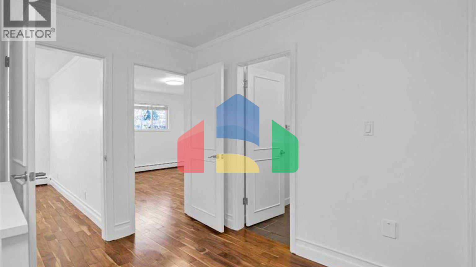 Residential - Townhouse - Calgary, Canada - Canada