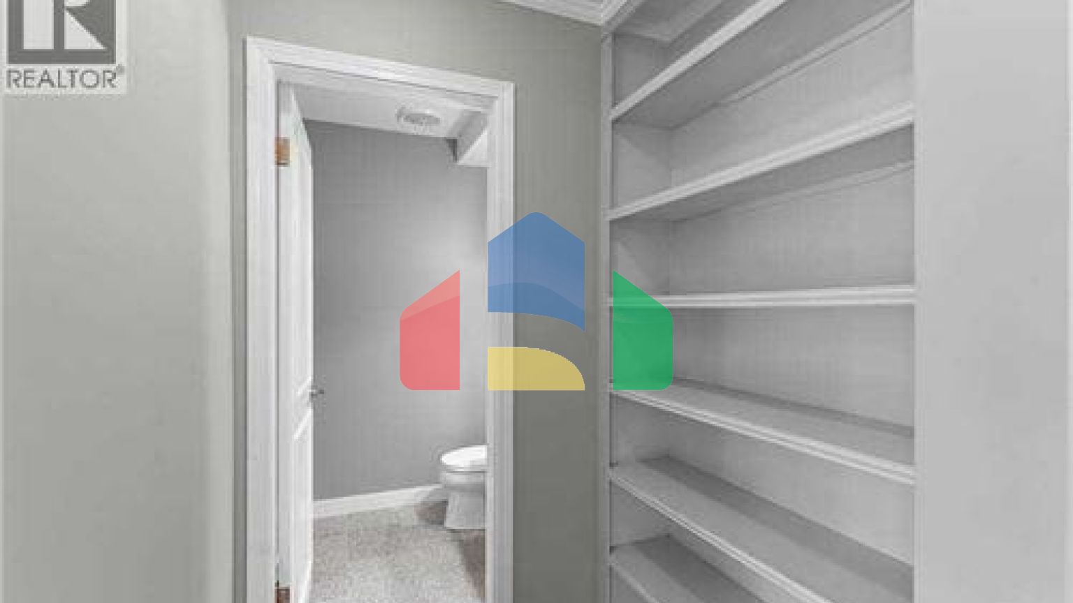 Residential - Townhouse - Calgary, Canada - Canada