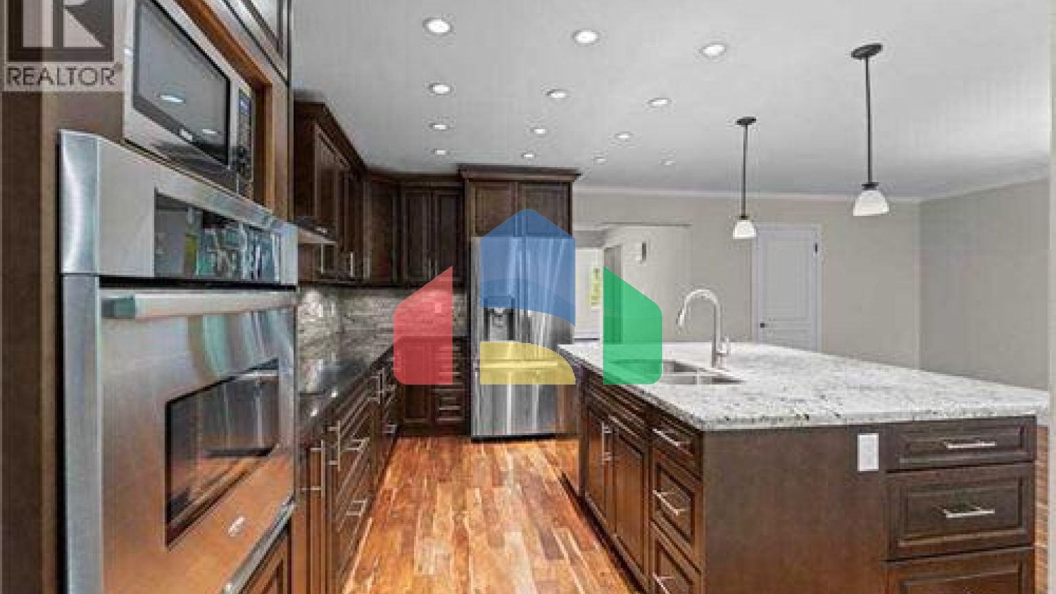 Residential - Townhouse - Calgary, Canada - Canada