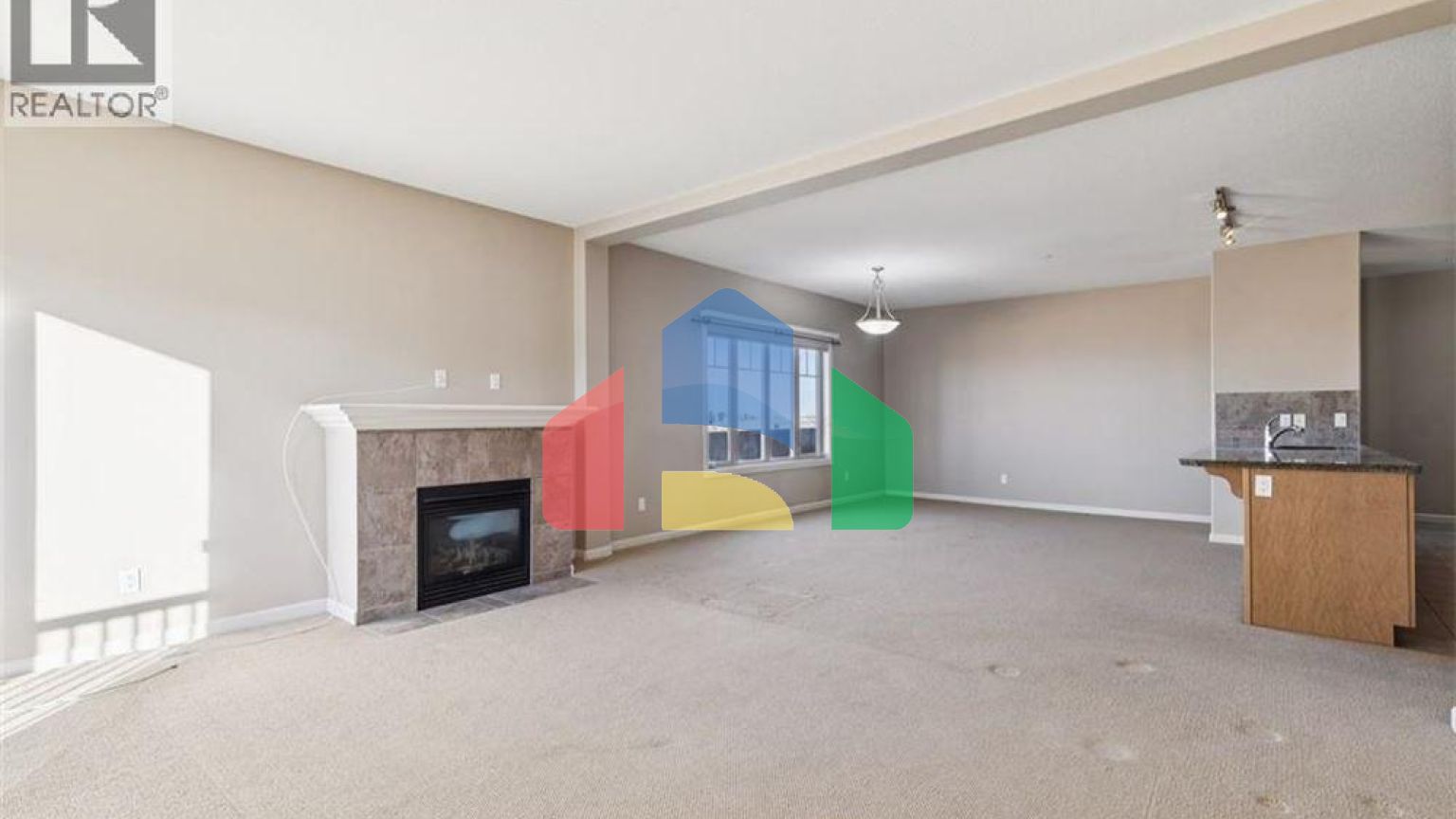 Residential - Condo/Apartment - Calgary, Canada - Canada