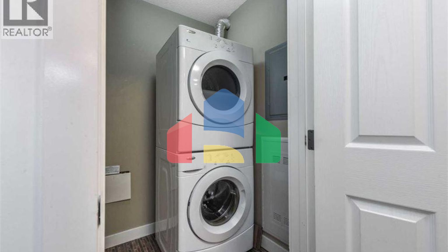 Residential - Condo/Apartment - Calgary, Canada - Canada