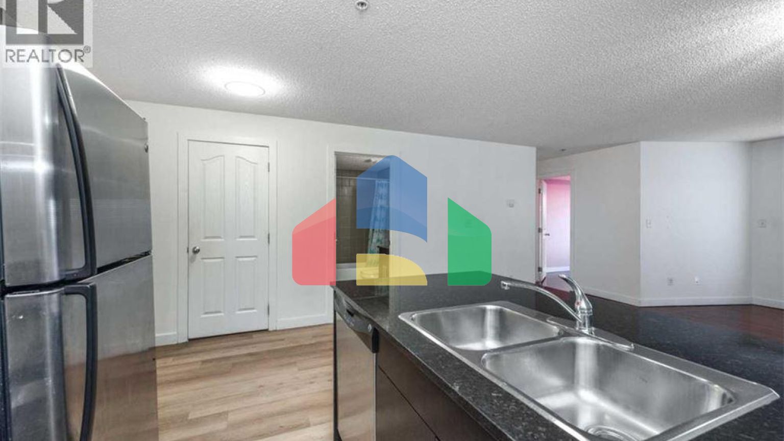 Residential - Condo/Apartment - Calgary, Canada - Canada